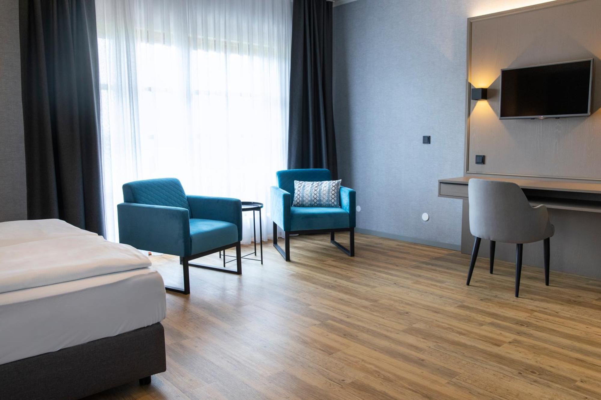 Hotel Roomingtons 4*